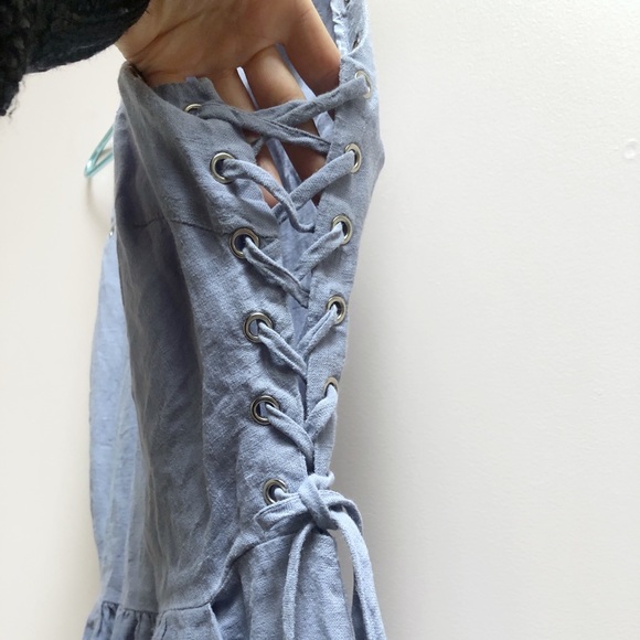 Reformation eyelet dress chambray - Picture 8 of 8